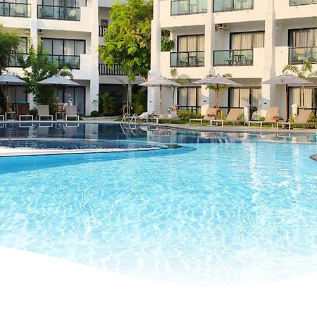 Pooh Beach Resort & Spa Jomtien Beach Extérieur photo